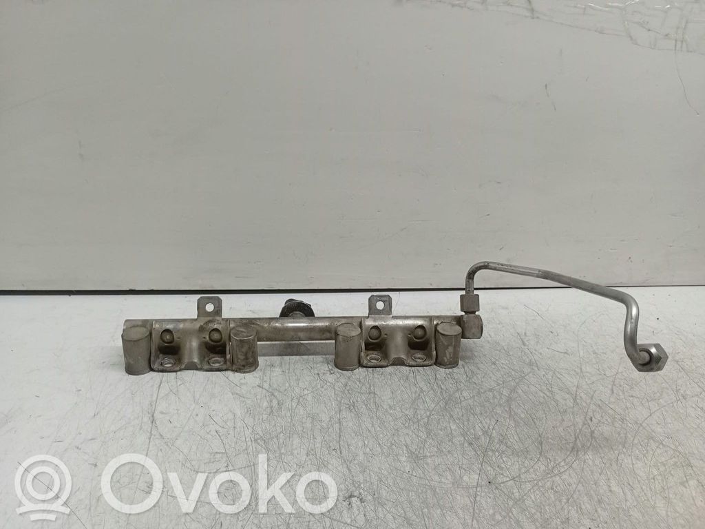 BMW 1 F20 F21 Distribuitor combustibil 