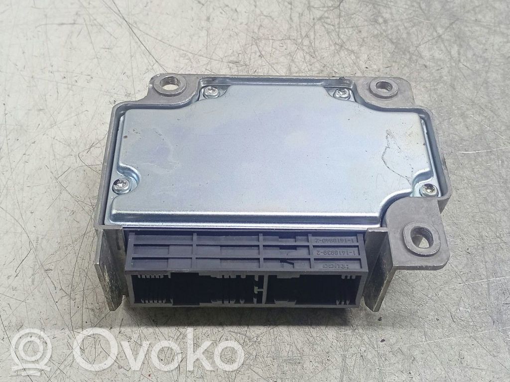 Hyundai Sonata Sterownik / Moduł Airbag 