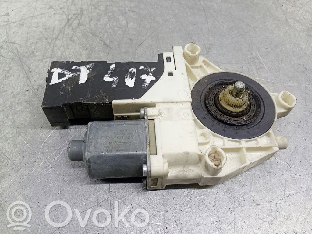 Peugeot 407 Motor del regulador de la ventanilla de la puerta delantera