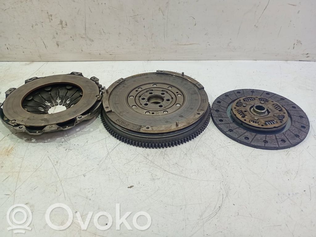 Audi A6 S6 C6 4F Sprzęgło / Komplet 