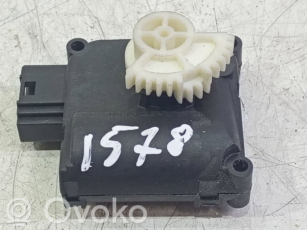 Audi A6 S6 C6 4F Silniczek nagrzewnicy nawiewu klimatyzacji A/C 