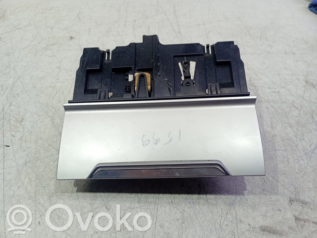 Volkswagen PASSAT B8 Moduł / Sterownik anteny 