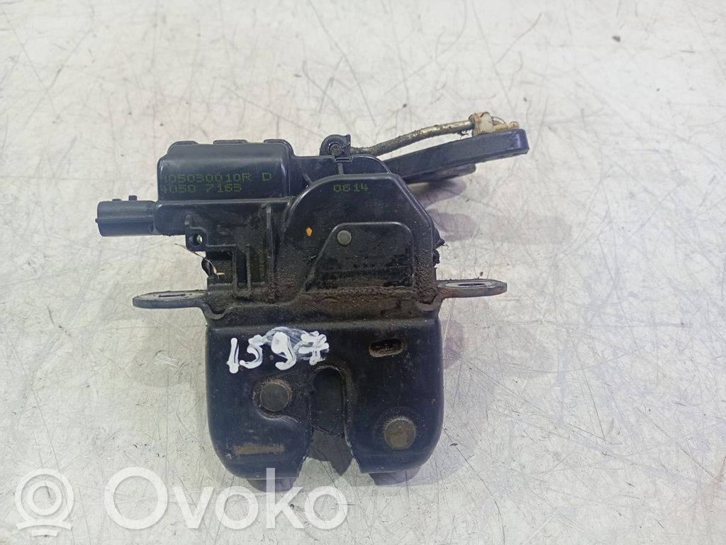 Dacia Duster Zamek klapy tylnej / bagażnika 