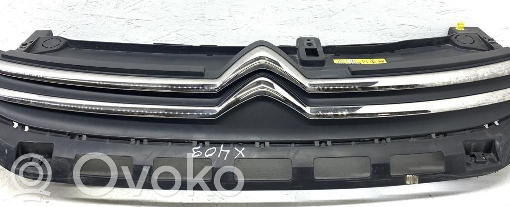 Citroen C3 Priekšējais režģis 