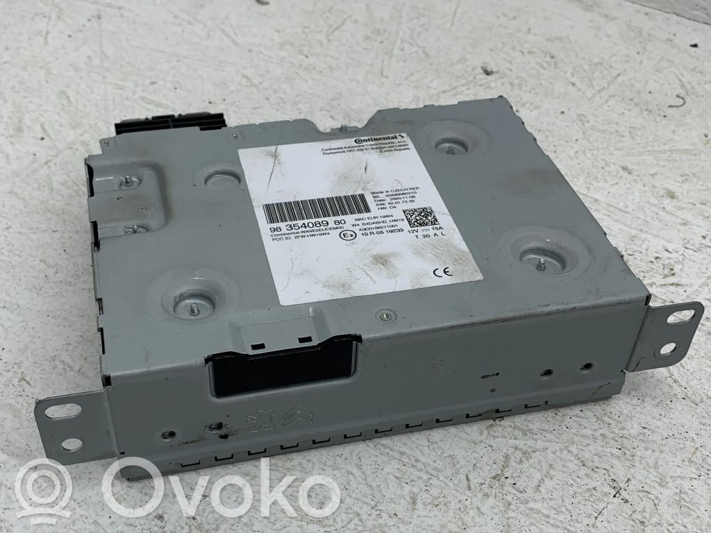 Opel Corsa F Stacja multimedialna GPS / CD / DVD 