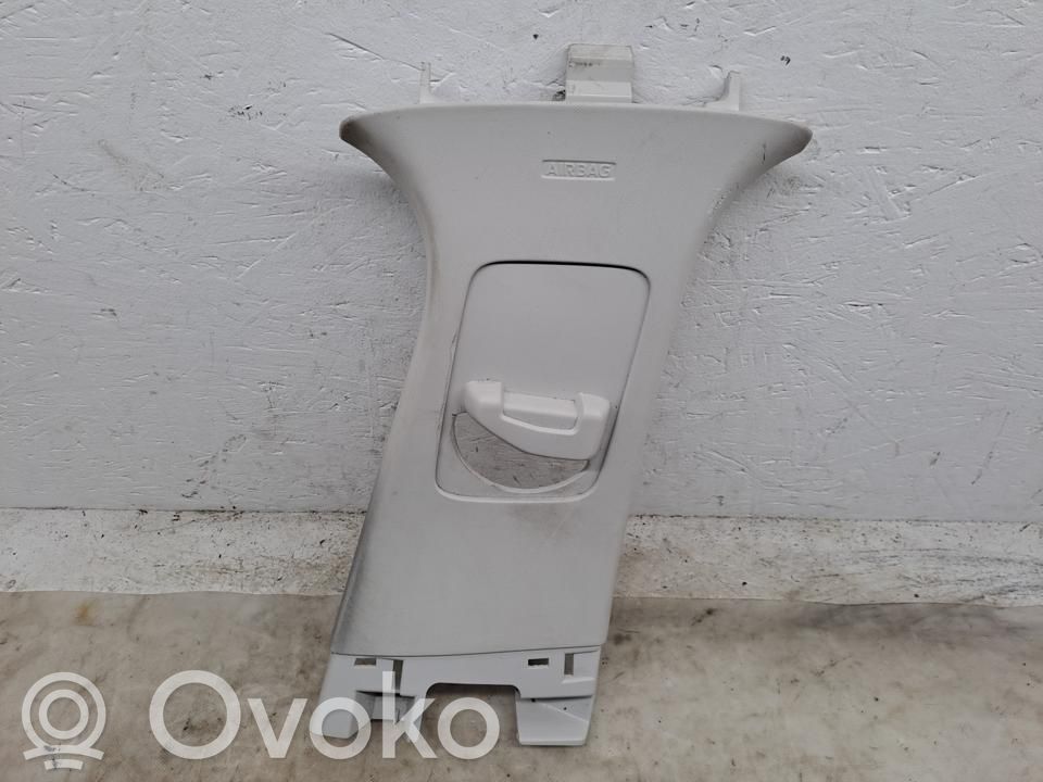 Ford Focus Pilar (B) (superior) 