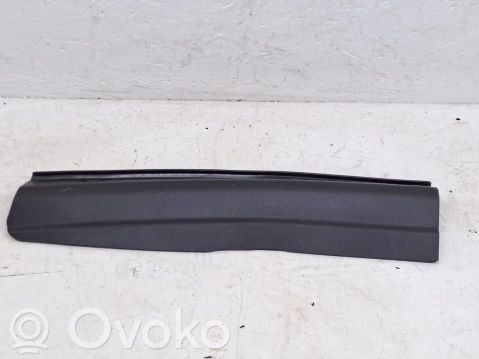 Mazda CX-30 Kita slenkscių/ statramsčių apdailos detalė 
