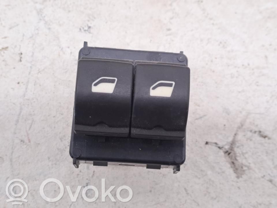 Citroen C4 Cactus Electric window control switch 