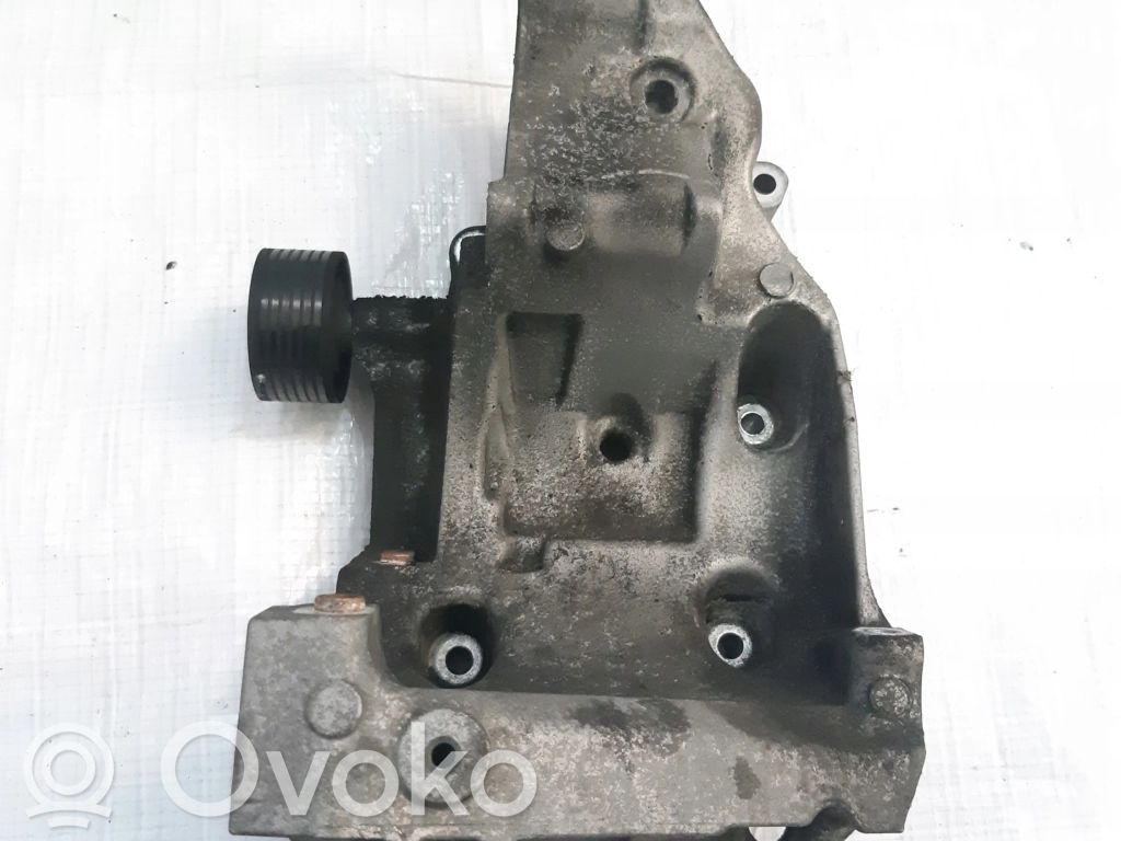 Generator/alternator bracket   7802639