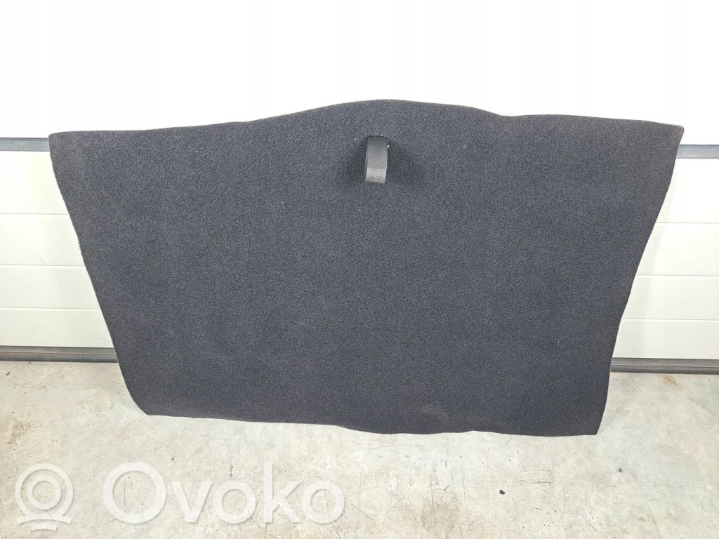 Volkswagen Golf VI Tavaratilan pohjan tekstiilimatto 