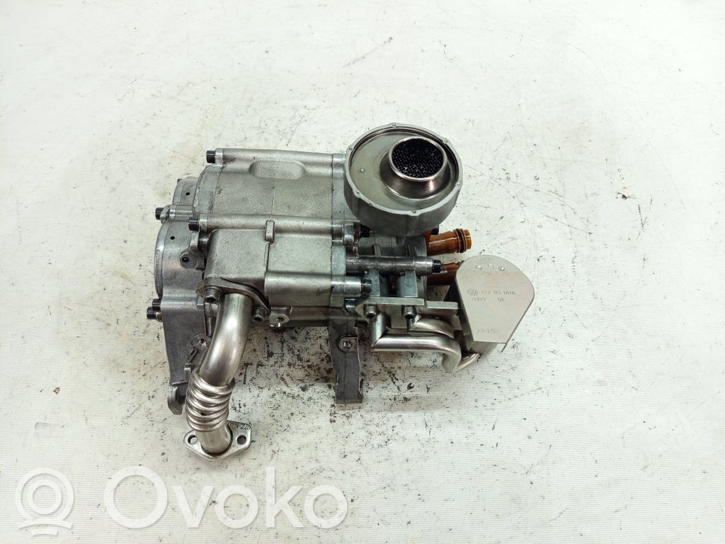 Volkswagen Touareg I Oil pump 