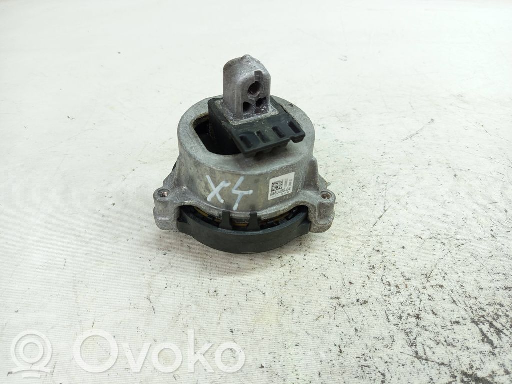 BMW X3 G01 Engine mount bracket 