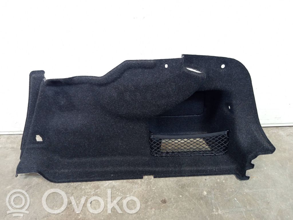 BMW M4 G82 G83 Boczek / Tapicerka / bagażnika 