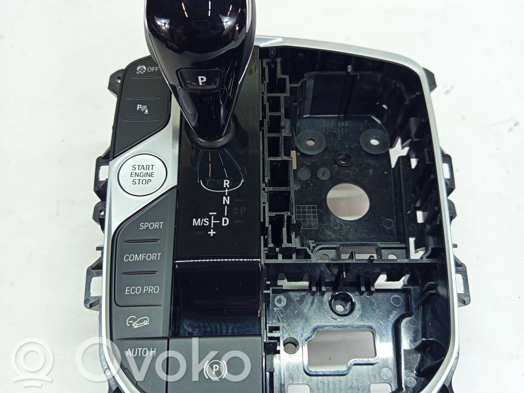 BMW X3 G01 Pavarų perjungimo mechanizmas (dėžėje) 