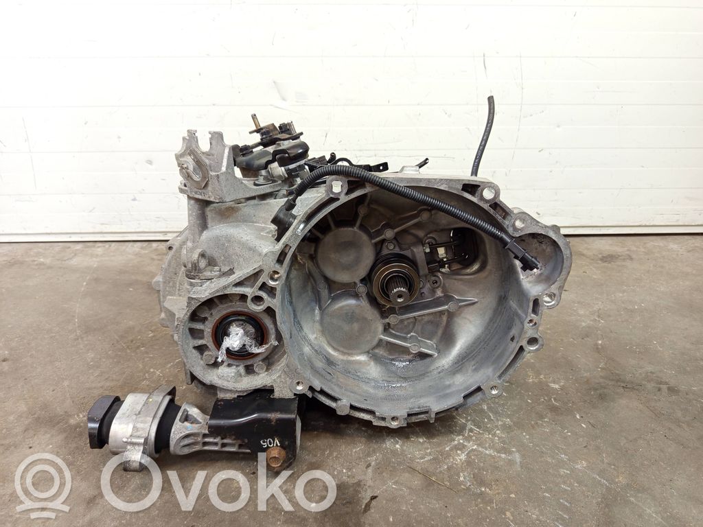 Hyundai i40 Manualna 6-biegowa skrzynia biegów 