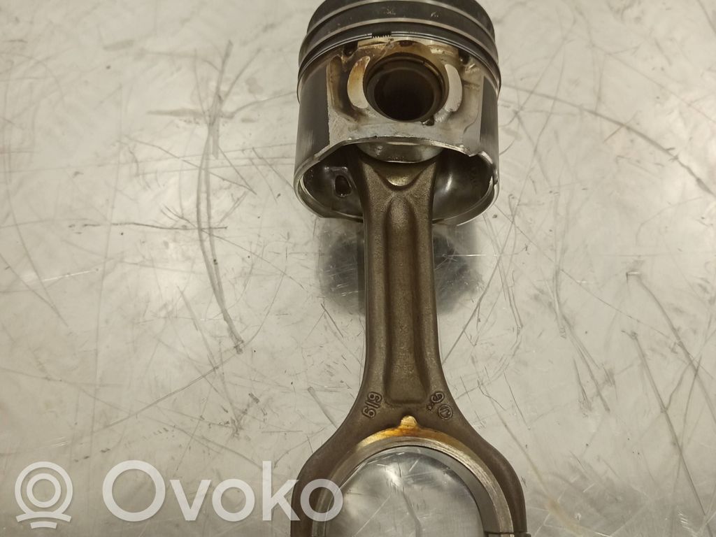 Ford Focus Piston 