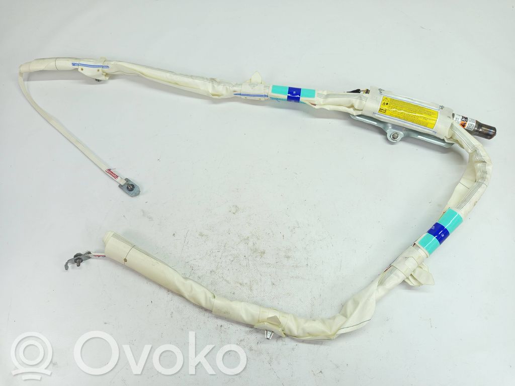 Opel Astra J Kattoturvatyyny 