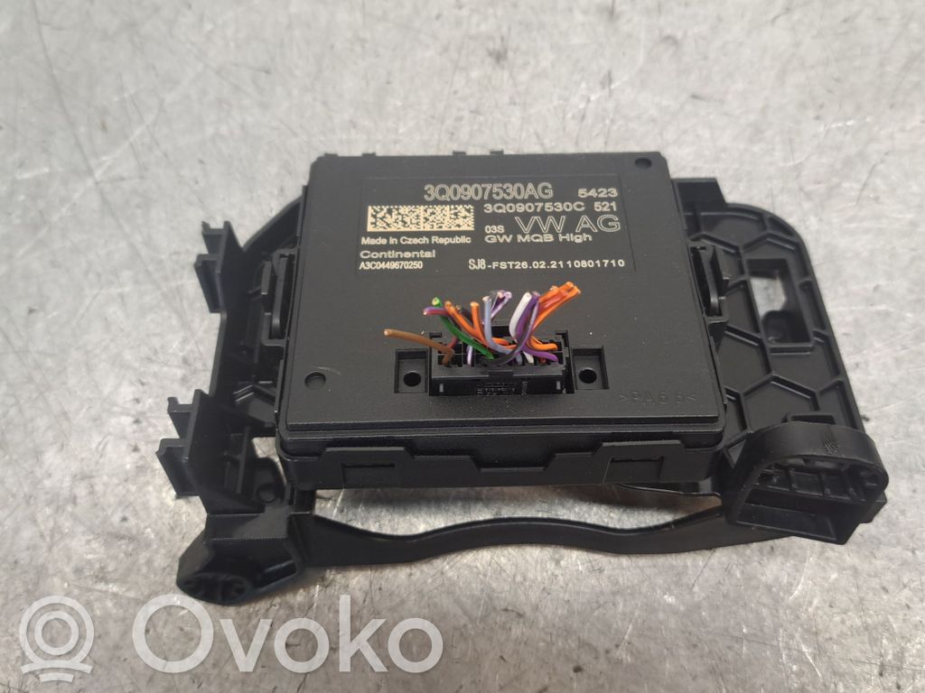 Audi Q3 F3 Gateway control module 