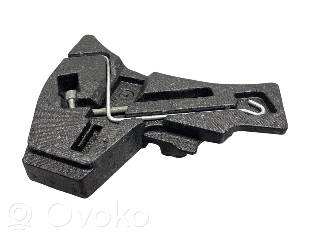 Toyota GT 86 Tool box 
