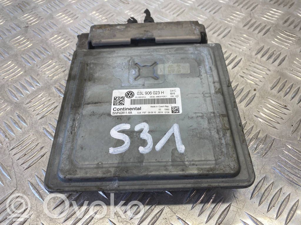 Volkswagen Golf Plus Engine control unit/module 
