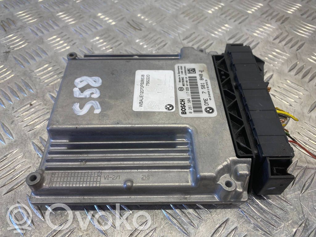 BMW 1 E81 E87 Moottorin ohjainlaite/moduuli 