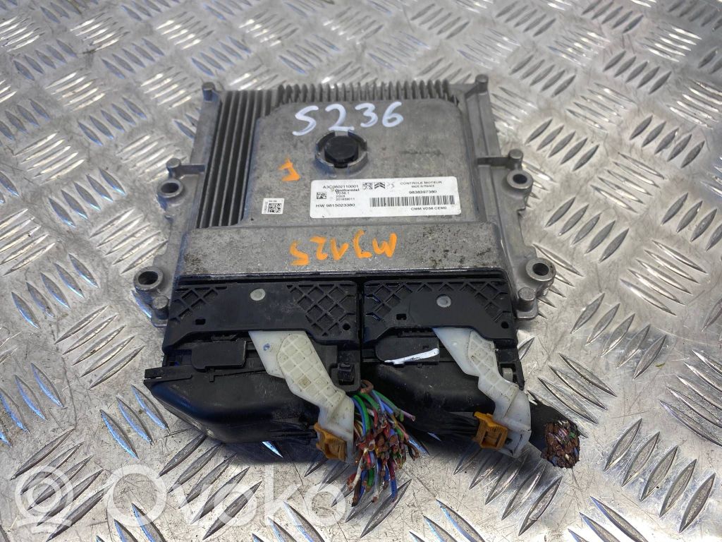 Citroen C3 Aircross Engine control unit/module 