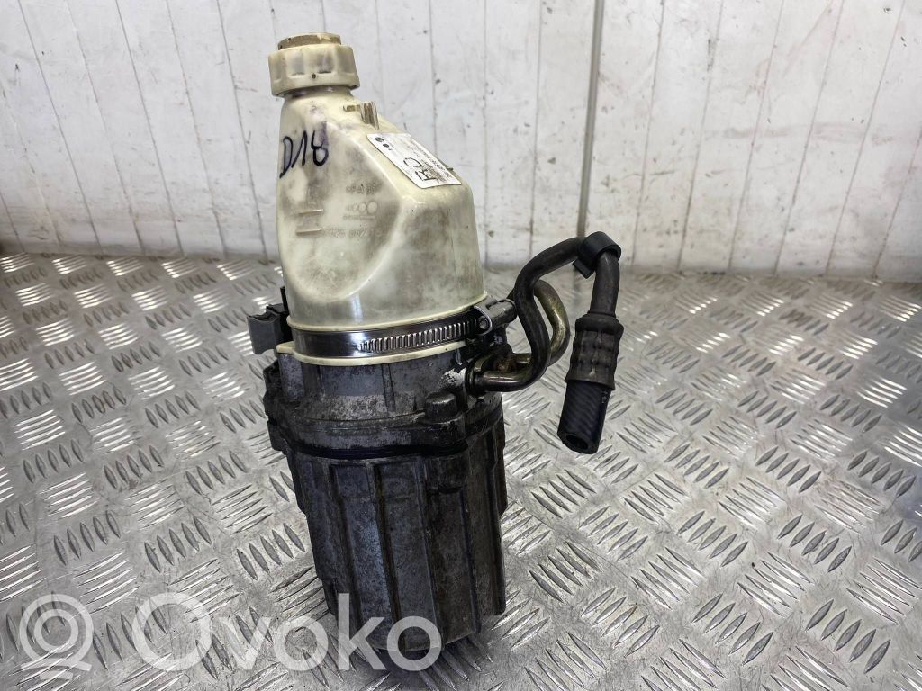 Opel Zafira B Power steering pump 