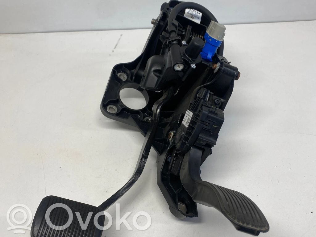 Ford Explorer Педаль 