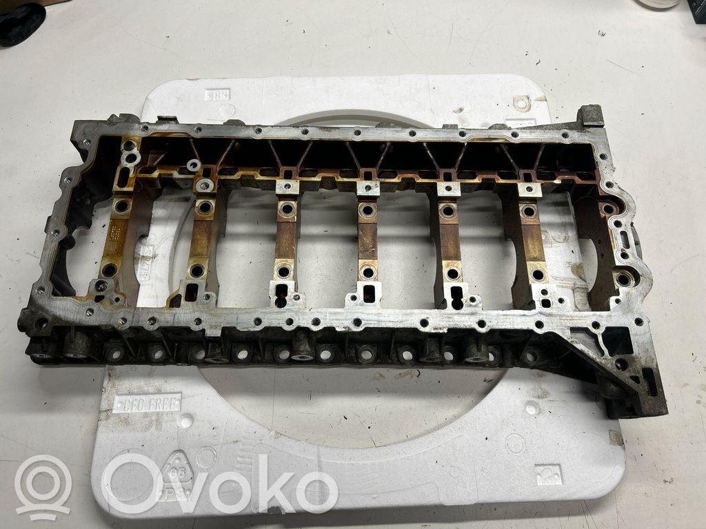 BMW 5 F10 F11 Engine block 
