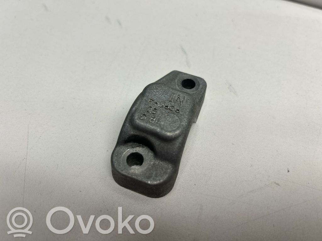 Jaguar F-Type Camshaft holder 