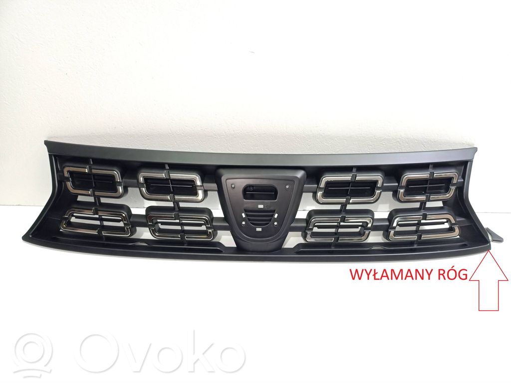 Dacia Duster II Front grill 