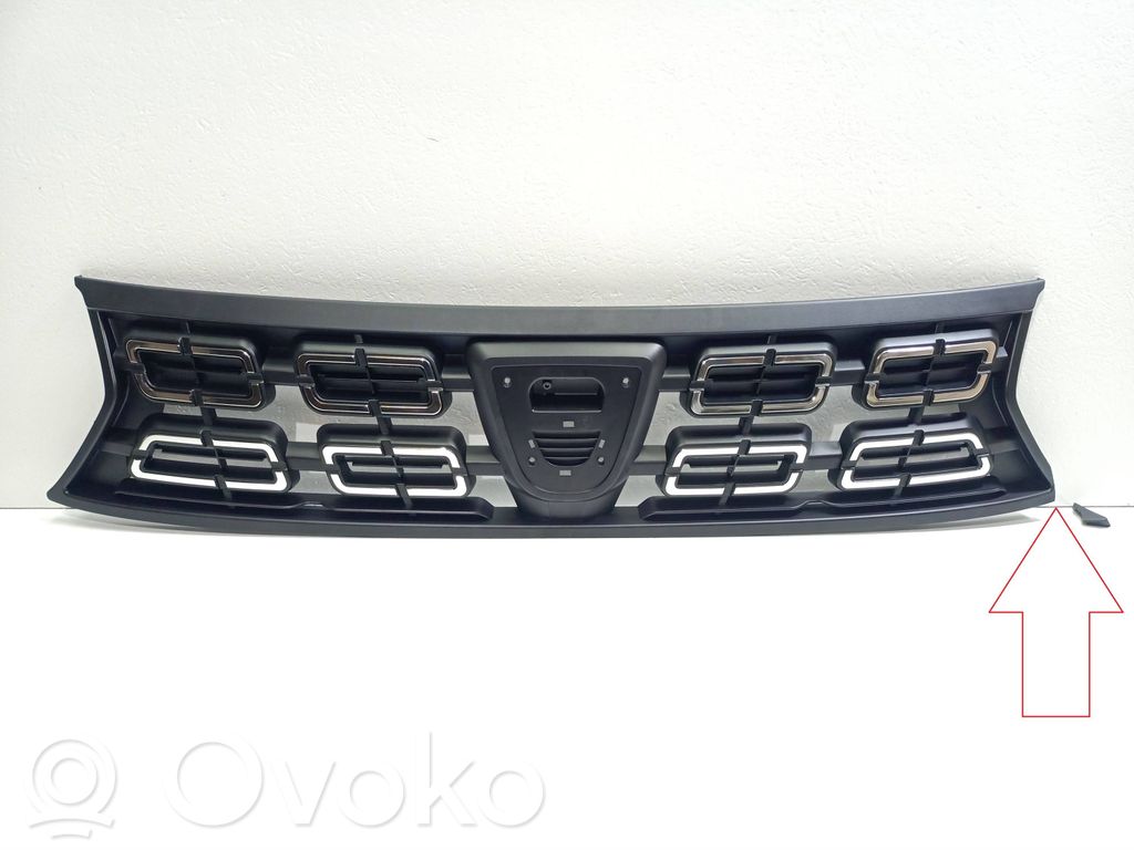 Dacia Duster II Front grill 