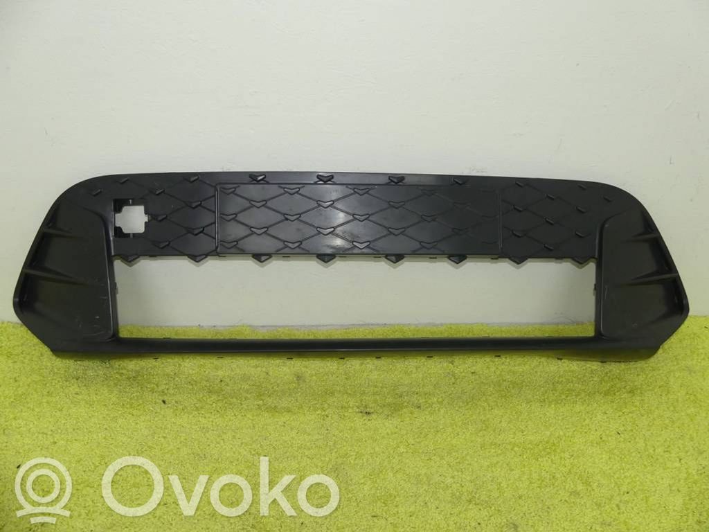Cupra Born Front bumper lower grill 