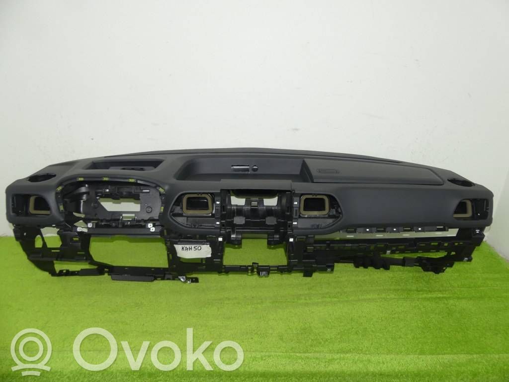 Panelė   682000855R