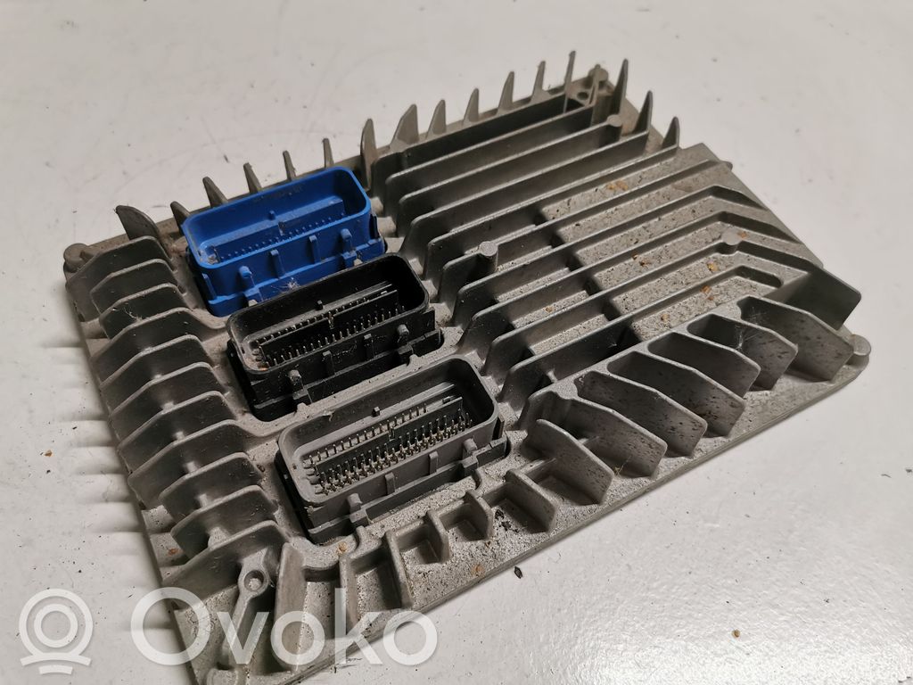 Chevrolet Camaro Engine control unit/module 
