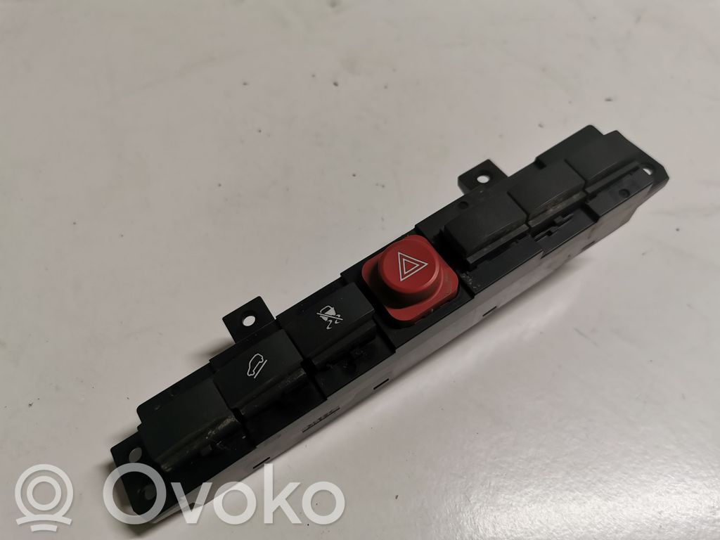 Opel Antara Hazard light switch 