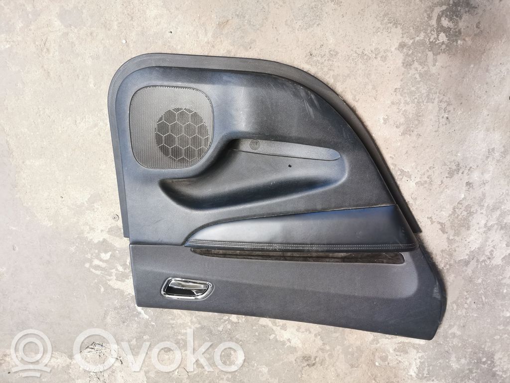Dodge Durango Boczki / Poszycie drzwi przednich 