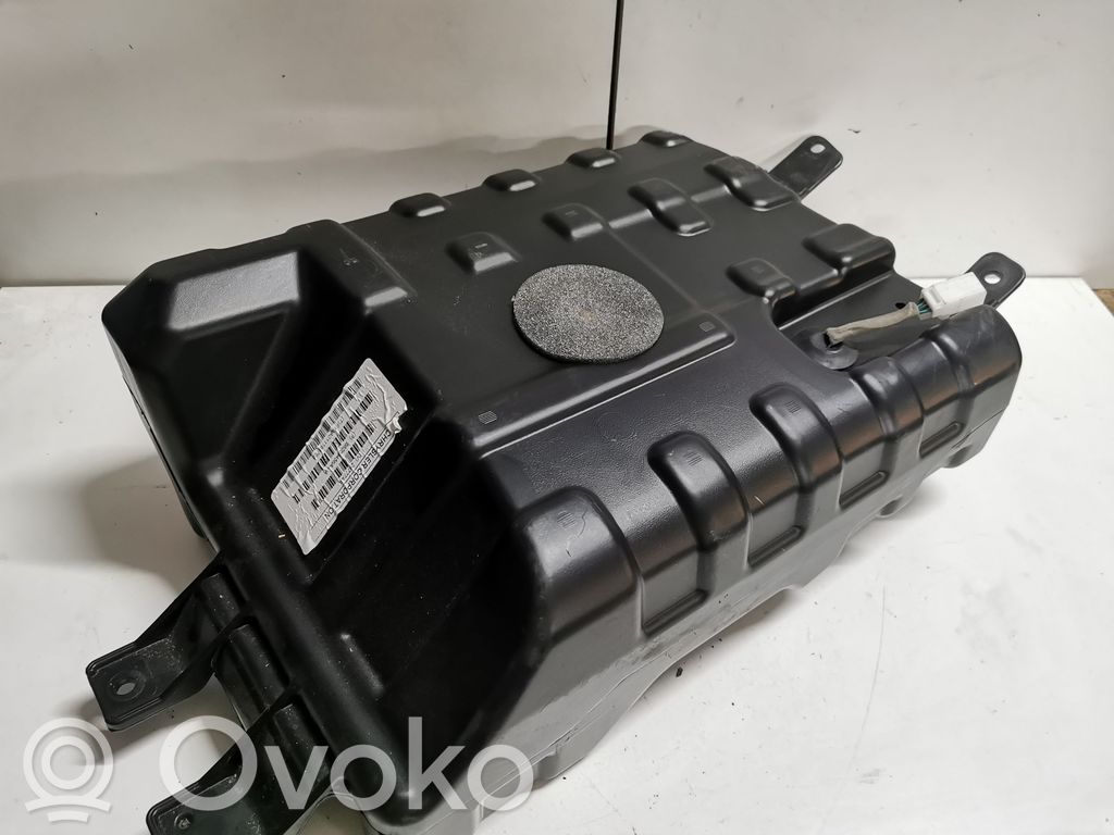 Subwoofer   68258456A