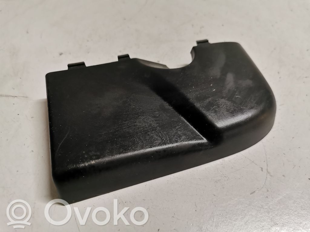 Buick Encore I Windshield trim 