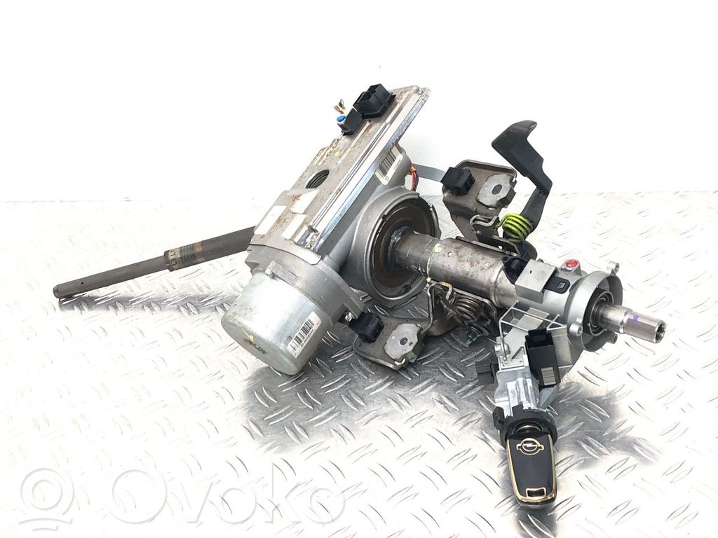 Opel Corsa D Stūresrata ass 