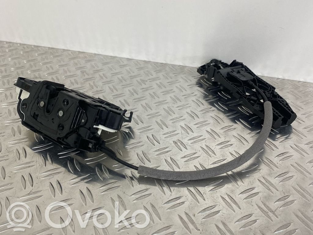 Volkswagen Up Zamek drzwi przednich 