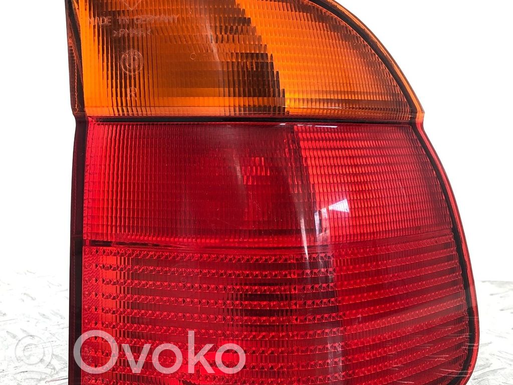 Rear/tail lights   8361672