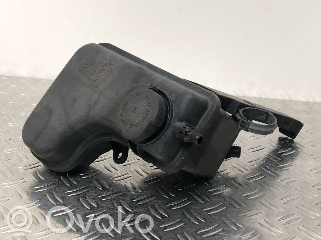Aušinimo skysčio išsiplėtimo bakelis   7800293