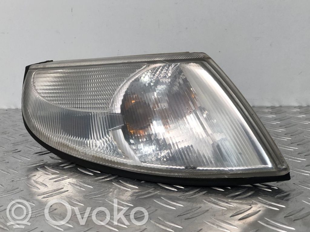 Saab 95 - 96 Front indicator light 
