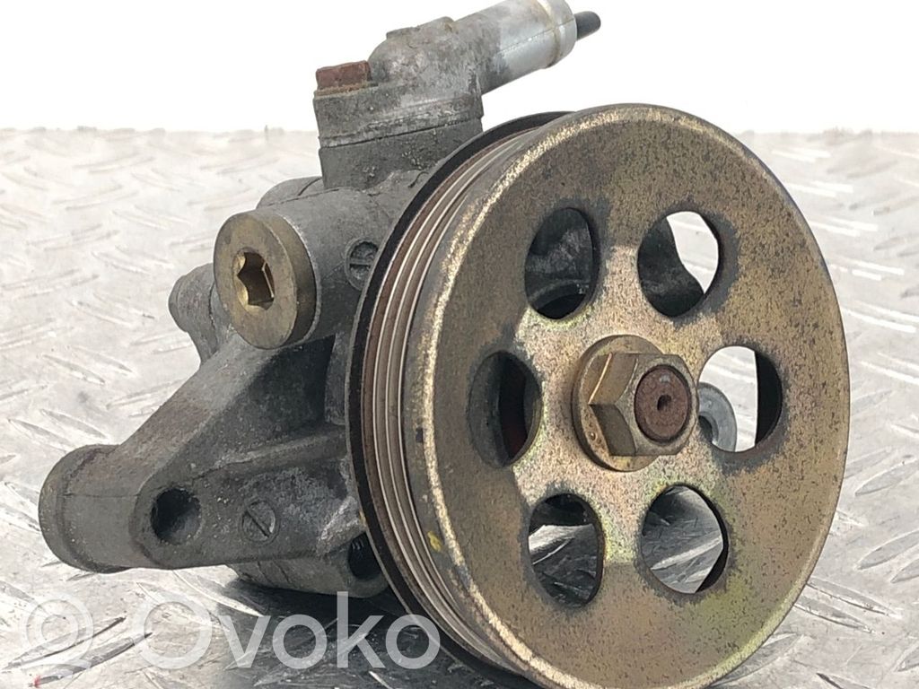 Honda Civic Ohjaustehostimen pumppu 