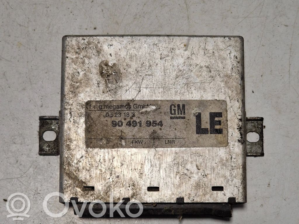 Opel Omega B2 Mukavuusmoduuli 
