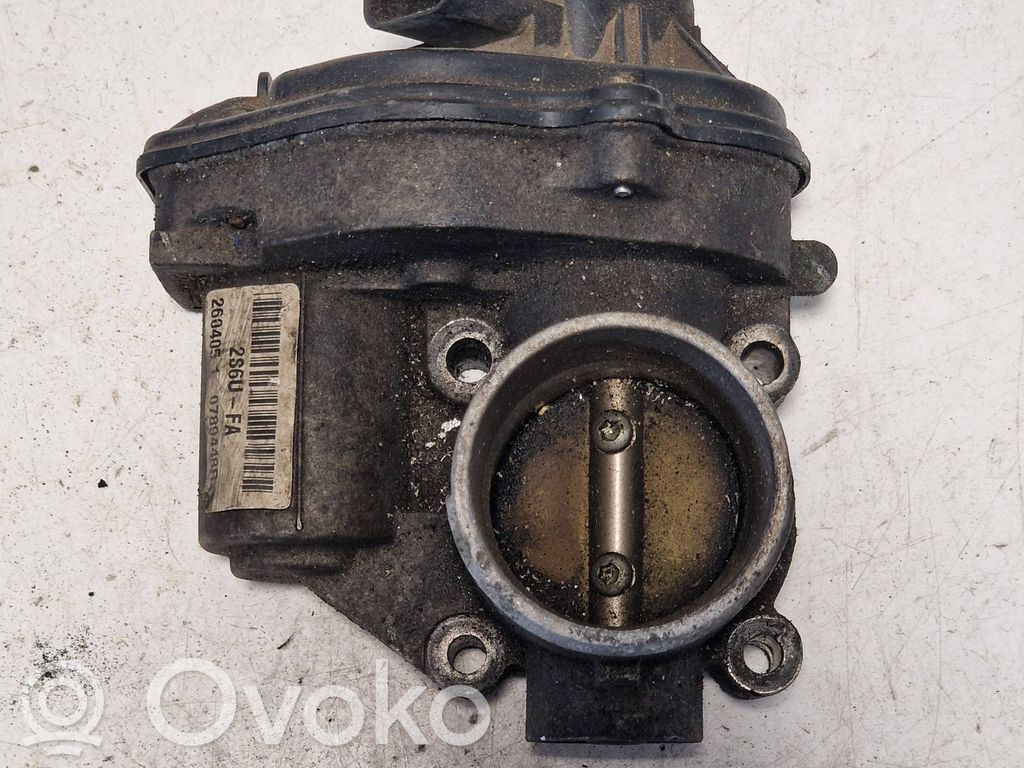 Throttle valve   2S6U9E927D