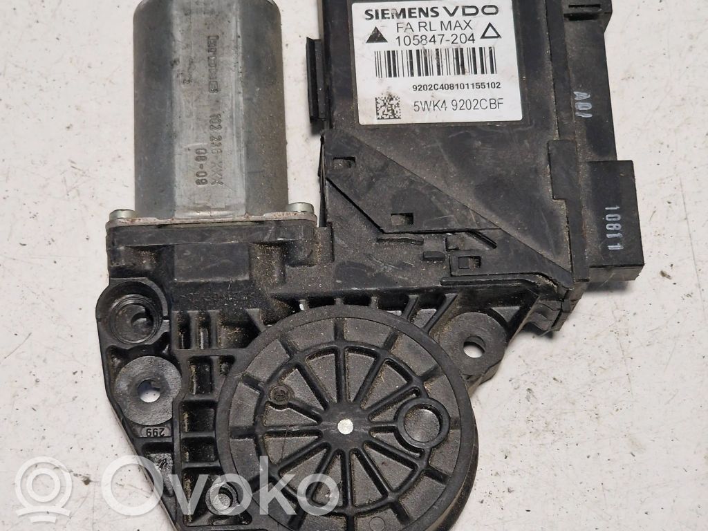 Audi A4 S4 B7 8E 8H Priekšpusē loga pacēlāja motoriņš 