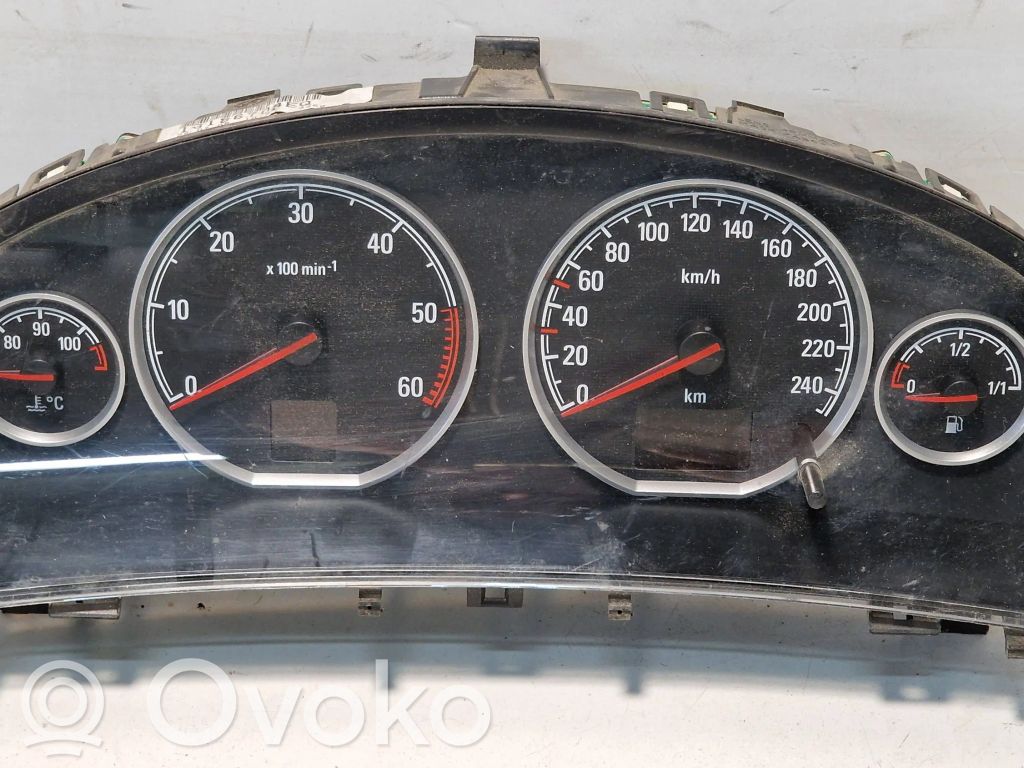 Opel Vectra C Speedometer (instrument cluster) 