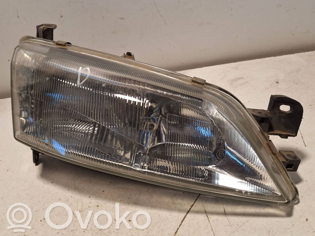Phare frontale   E1125,0401